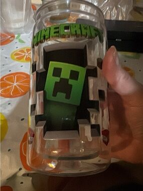 Minecraft Creeper Plastic Tumbler - Green Creeper Design
